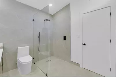 1170 NW 59th St, Miami, FL 33127 - Photo 14