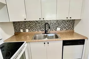 129 Mansfield D, Boca Raton, FL 33434 - Photo 4