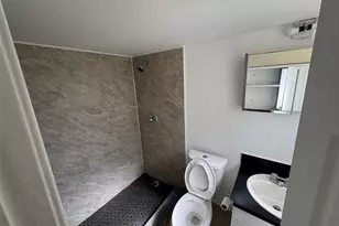 5156 NE 6th Ave, Oakland Park, FL 33334 - Photo 6