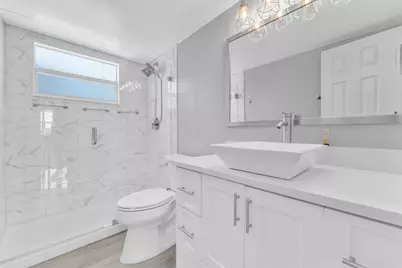 2555 NE 11th St, Unit #708, Fort Lauderdale, FL 33304 - Photo 14