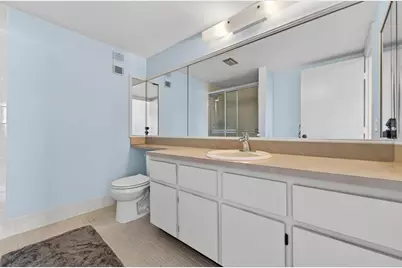 2205 S Cypress Bend Dr, Unit #604, Pompano Beach, FL 33069 - Photo 16