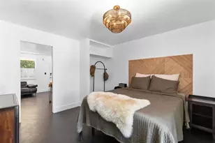 651 NE 60th St, Miami, FL 33137 - Photo 6