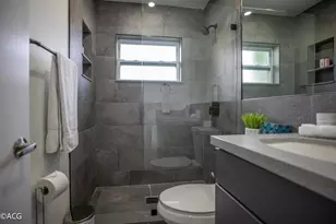 19 NE 16th St, Fort Lauderdale, FL 33304 - Photo 10