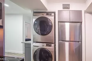 19 NE 16th St, Fort Lauderdale, FL 33304 - Photo 6