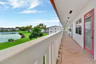 33 Fanshaw A, Boca Raton, FL 33434 - Photo 14