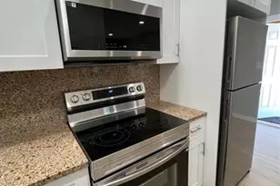 2016 NE 17th Ct, Fort Lauderdale, FL 33305 - Photo 2