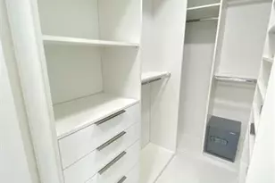 17201 Collins Ave, Sunny Isles Beach, FL 33160 - Photo 14