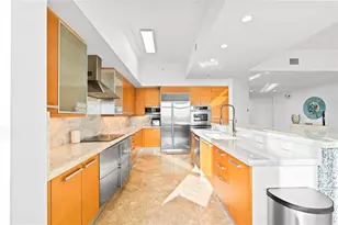 701 SE 21st Ave, Deerfield Beach, FL 33441 - Photo 4