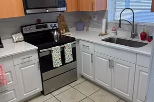 4745 NW 9th Dr, Fort Lauderdale, FL 33317 - Photo 2