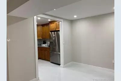 4176  Inverrary Dr, Unit #303, Lauderhill, FL 33319 - Photo 4