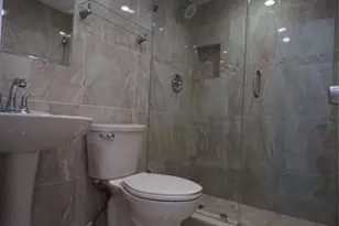 1035 W 77th St, Hialeah, FL 33014 - Photo 38