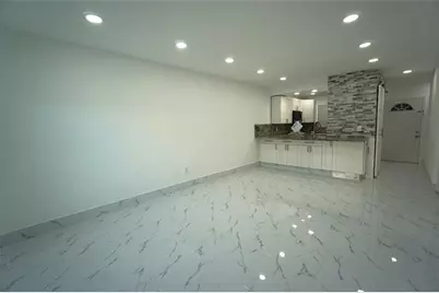 1035 W 77th St, Unit #208, Hialeah, FL 33014 - Photo 2