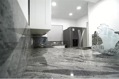 1035 W 77th St, Unit #208, Hialeah, FL 33014 - Photo 12