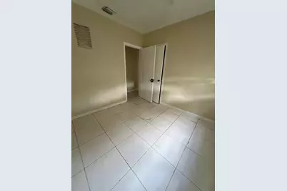 418 E Evanston Cir, Fort Lauderdale, FL 33312 - Photo 8