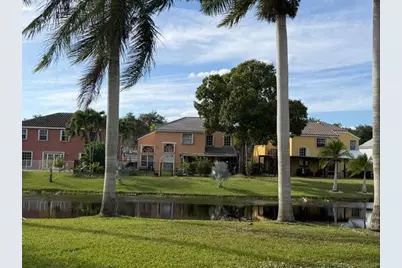 360 NW 115th Way, Coral Springs, FL 33071 - Photo 4