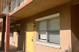 101 NE 41st St, Oakland Park, FL 33334 - Photo 6