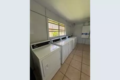 101 NE 41st St, Unit #29-B, Oakland Park, FL 33334 - Photo 4