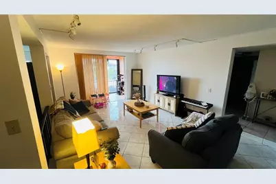 3650  Inverrary Dr, Unit #3T, Lauderhill, FL 33319 - Photo 2