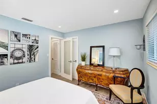 1701 NE 27th Dr, Wilton Manors, FL 33334 - Photo 32