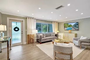 1701 NE 27th Dr, Wilton Manors, FL 33334 - Photo 6