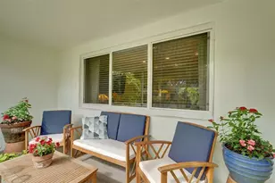 1701 NE 27th Dr, Wilton Manors, FL 33334 - Photo 4