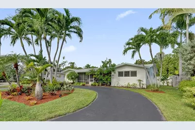 1701 NE 27th Drive, Wilton Manors, FL 33334 - Photo 1