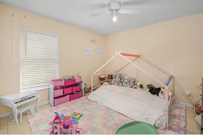 414 SW Lakehurst Dr, Port Saint Lucie, FL 34983 - Photo 16