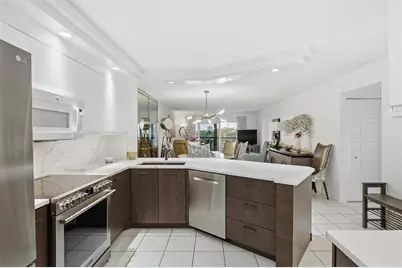 2238 N Cypress Bend Dr, Unit #608, Pompano Beach, FL 33069 - Photo 2