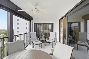 2238 N Cypress Bend Dr, Pompano Beach, FL 33069 - Photo 8