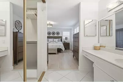 2238 N Cypress Bend Dr, Unit #608, Pompano Beach, FL 33069 - Photo 20