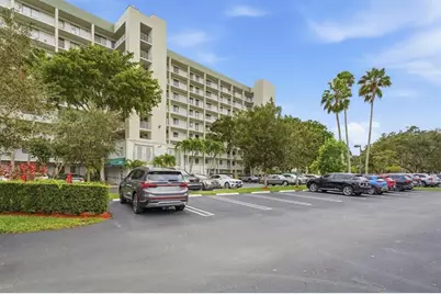 2238 N Cypress Bend Dr, Unit #608, Pompano Beach, FL 33069 - Photo 32