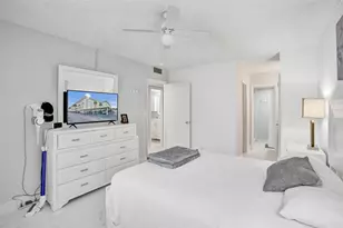 804 SE 7th St, Deerfield Beach, FL 33441 - Photo 18