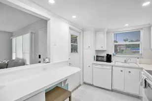 804 SE 7th St, Deerfield Beach, FL 33441 - Photo 36