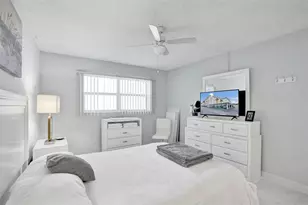 804 SE 7th St, Deerfield Beach, FL 33441 - Photo 16