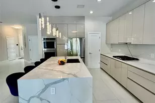 4915 Whispering Way, Fort Lauderdale, FL 33312 - Photo 10