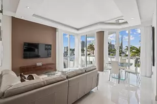 111 SE 8th Ave, Fort Lauderdale, FL 33301 - Photo 4