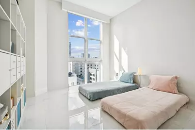 111 SE 8th Ave, Unit #1005, Fort Lauderdale, FL 33301 - Photo 12