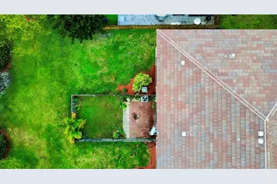 9675  Lago Dr, Boynton Beach, FL 33472 - Photo 4