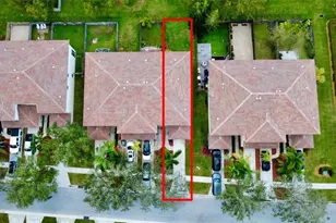 9675 Lago Dr, Boynton Beach, FL 33472 - Photo 2