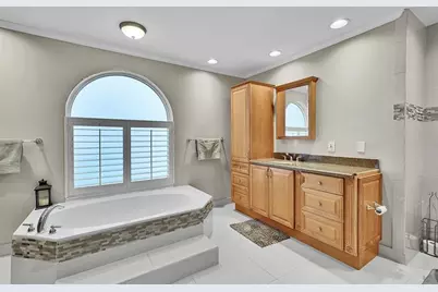 4983 NW 107th Ave, Coral Springs, FL 33076 - Photo 16