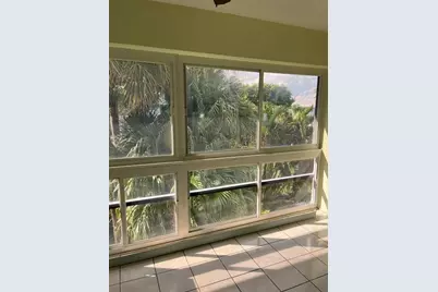 2050 NE 39th St, Unit #312E, Lighthouse Point, FL 33064 - Photo 10