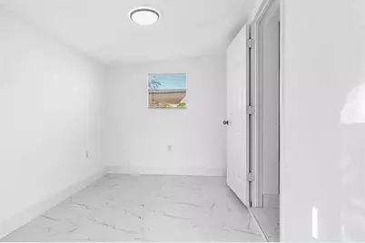 1214  Peak Rd, Lantana, FL 33462 - Photo 24