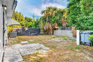 1214 Peak Rd, Lantana, FL 33462 - Photo 26