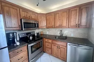 200 Mansfield E Unit, Boca Raton, FL 33434 - Photo 4