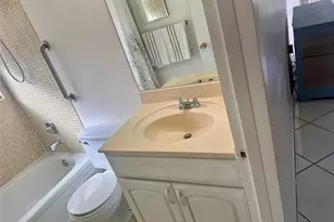 200 Mansfield E Unit, Boca Raton, FL 33434 - Photo 14