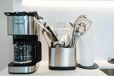 580  72nd St, Unit #1413, Miami Beach, FL 33141 - Photo 12