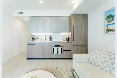 580  72nd St, Unit #1413, Miami Beach, FL 33141 - Photo 10