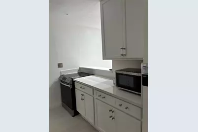 2816 NW 7th St, Fort Lauderdale, FL 33311 - Photo 10