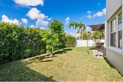 1337  Fairfax Cir, Boynton Beach, FL 33436 - Photo 2