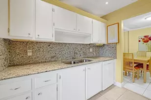 2500 NE 9th St, Fort Lauderdale, FL 33304 - Photo 12